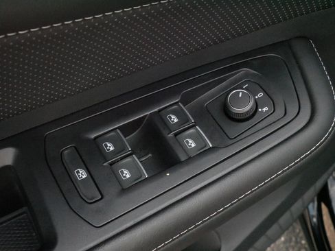 Certified 2026 Volkswagen Atlas SE AWD/4WD image 19