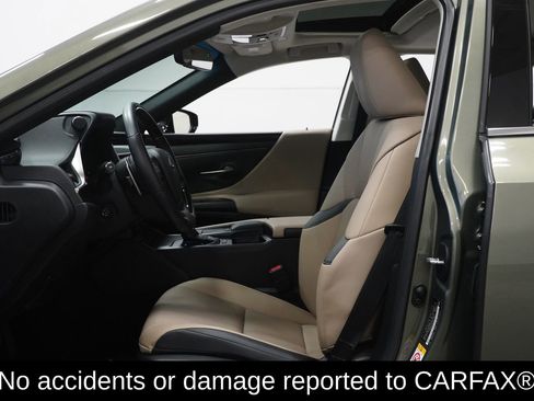 Used 2019 Lexus ES 350 image 2