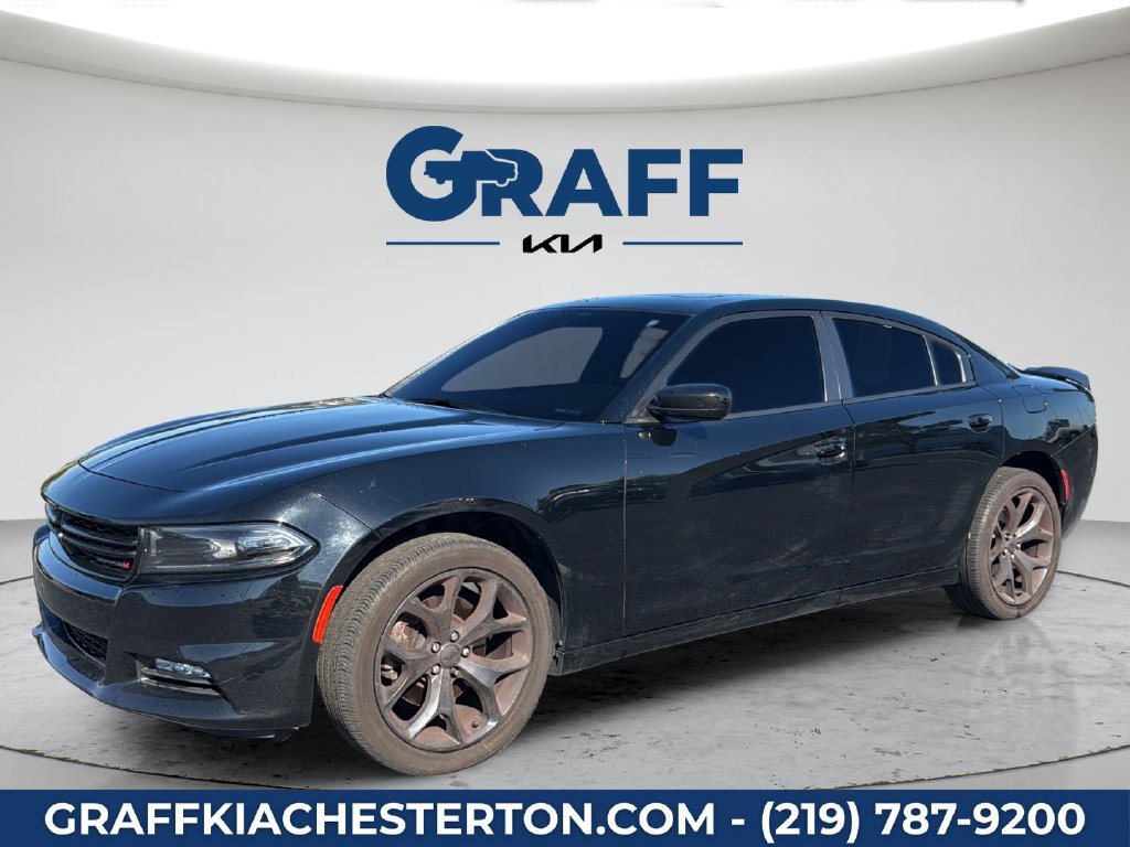 Used 2023 Dodge Charger SXT w/ Blacktop Package AWD/4WD image 2
