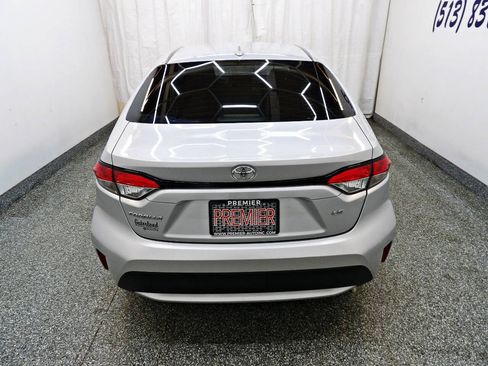 Used 2021 Toyota Corolla LE FWD image 5