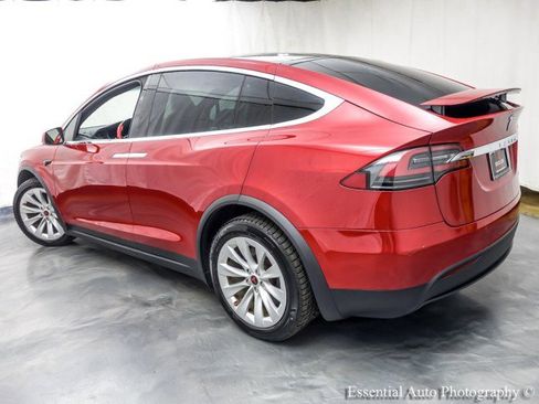 Used 2020 Tesla Model X Long Range image 9