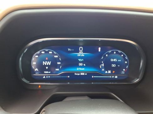 Used 2024 Chevrolet Tahoe Premier image 23