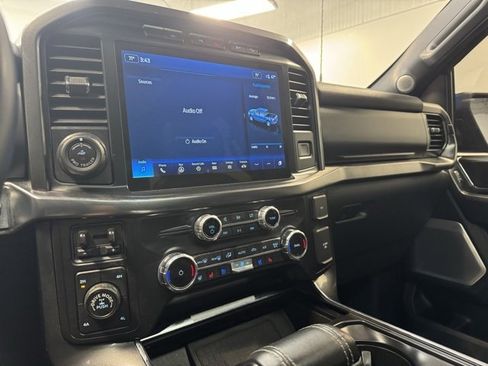 Used 2022 Ford F150 Lariat w/ Equipment Group 502A High image 18