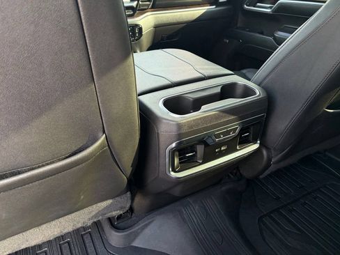 Used 2024 GMC Sierra 1500 SLT w/ SLT Premium Plus Package AWD/4WD image 26