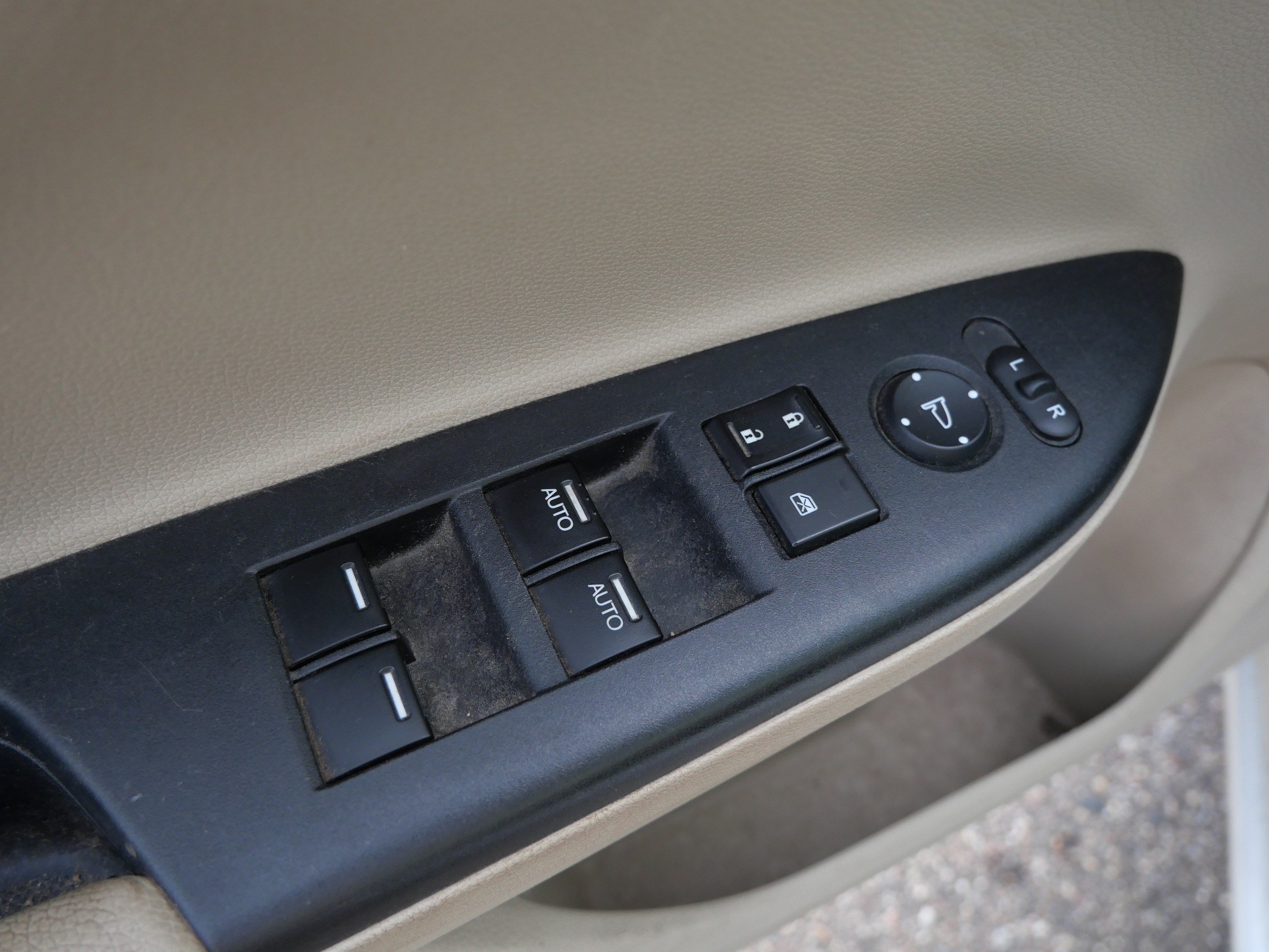 Used 2016 Honda Accord EX-L image 21