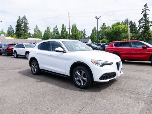 Used 2021 Alfa Romeo Stelvio Sprint RWD image 26
