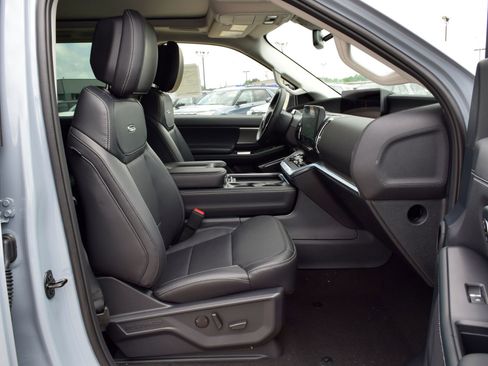New 2026 Ford Expedition Max Platinum w/ Driver's Package AWD/4WD image 25