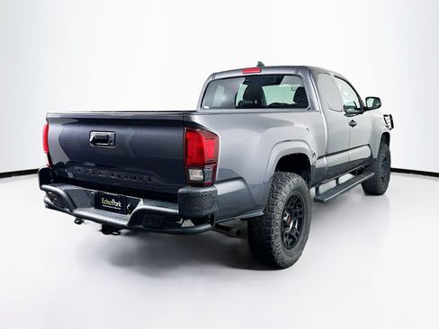 Used 2022 Toyota Tacoma SR RWD image 9