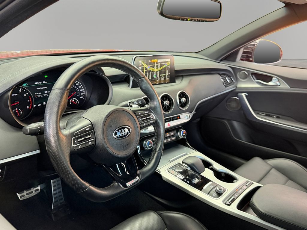 Used 2018 Kia Stinger GT2 AWD/4WD image 16