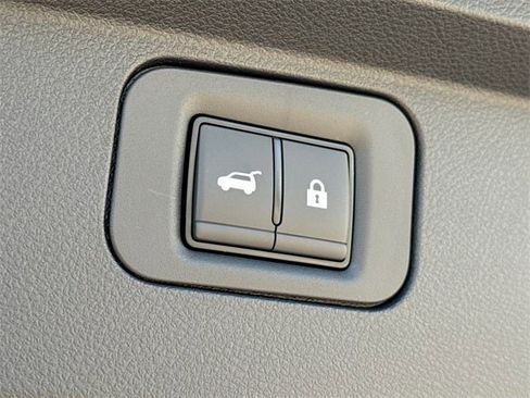 New 2026 Nissan Armada Platinum w/ Convenience Package image 12