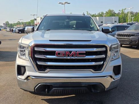 Used 2019 GMC Sierra 1500 SLE w/ SLE Value Package AWD/4WD image 2