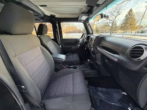 Used 2011 Jeep Wrangler Unlimited Sport image 11