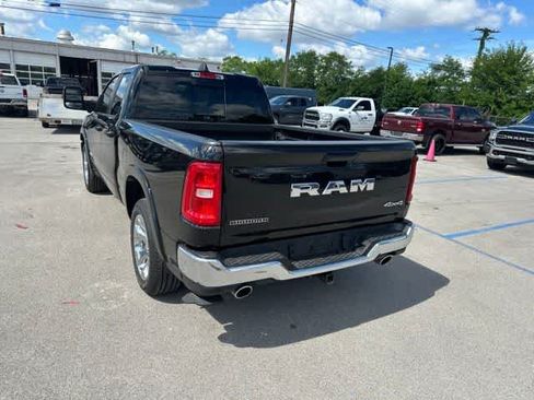 Used 2025 RAM 1500 Big Horn AWD/4WD image 18