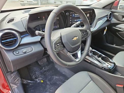 New 2026 Chevrolet Trax LT w/ Driver Confidence Package FWD image 11