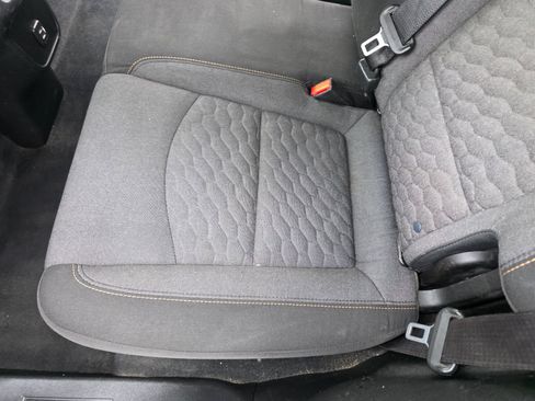 Used 2019 Chevrolet Equinox LT w/ LPO, Cargo Package FWD image 25