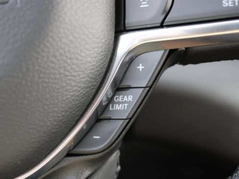 New 2026 RAM 1500 Laramie w/ Advanced Safety Group II AWD/4WD image 32