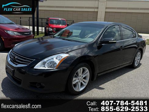 Used 2012 Nissan Altima 3.5 SR w/ Sport Pkg FWD image 1