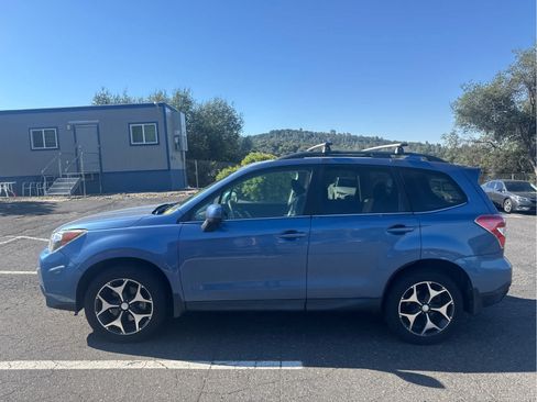 Used 2016 Subaru Forester 2.0XT Premium w/ Popular Package #2 AWD/4WD image 8