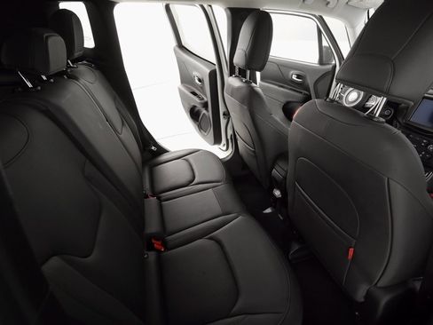 Certified 2023 Jeep Renegade Trailhawk w/ Trailhawk Elite Group image 13