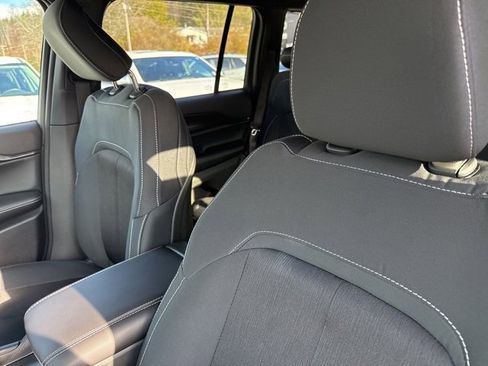 New 2025 Jeep Grand Cherokee Laredo X w/ Luxury Tech Group I image 13