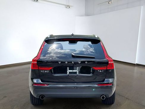 Used 2019 Volvo XC60 T6 Momentum w/ Multimedia Package AWD/4WD image 5