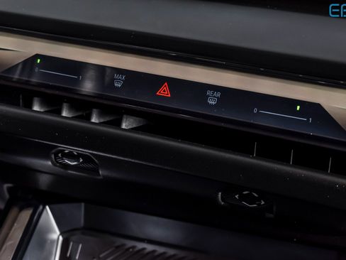 Used 2025 BMW X3 xDrive30i w/ M Sport Package image 29