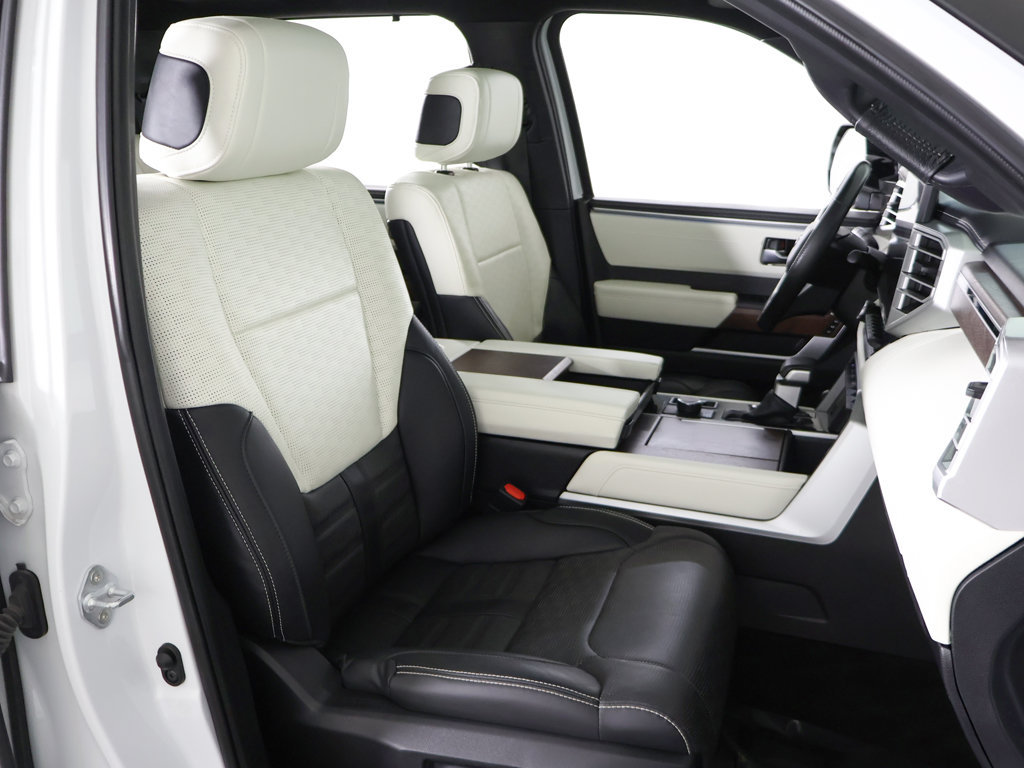 Used 2024 Toyota Tundra Capstone AWD/4WD image 35