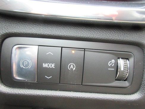 New 2026 GMC Acadia Elevation w/ Elevation Premium Package FWD image 23