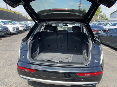 Used 2020 Audi Q5 2.0T Premium w/ Convenience Package AWD/4WD image 26