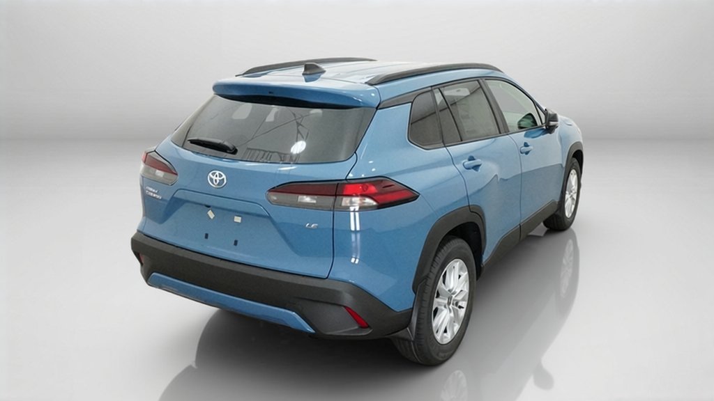 New 2026 Toyota Corolla Cross LE w/ Moonroof Package FWD image 11