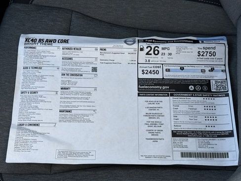 New 2025 Volvo XC40 B5 Core AWD/4WD image 29