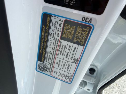 Used 2024 Kia Niro Wave w/ Wave Preserve Package FWD image 63