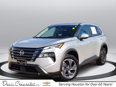 Used 2024 Nissan Rogue SV FWD image 1