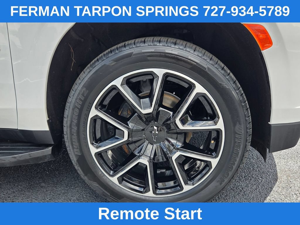Used 2023 Chevrolet Suburban RST w/ Luxury Package AWD/4WD image 13