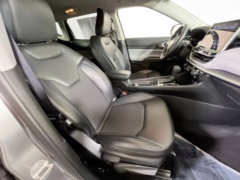 Used 2022 Jeep Compass Latitude w/ Convenience Group AWD/4WD image 26