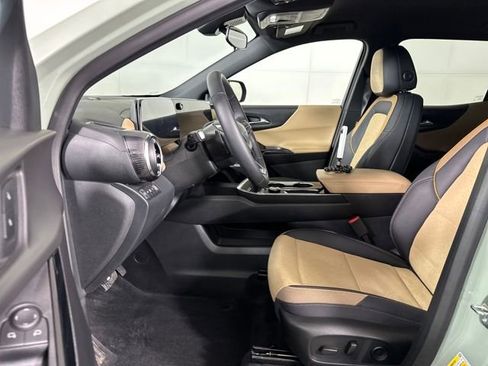 New 2026 Chevrolet Equinox ACTIV image 11