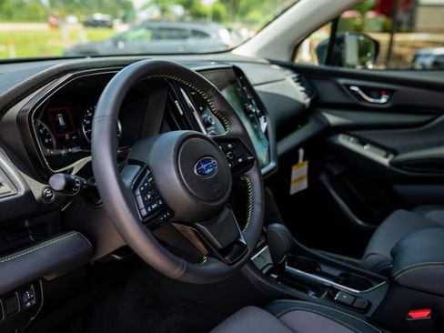 Certified 2025 Subaru Ascent Onyx Edition AWD/4WD image 32