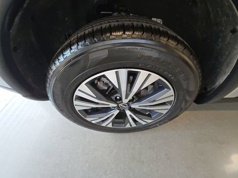 Used 2023 Nissan Rogue SV AWD/4WD image 27