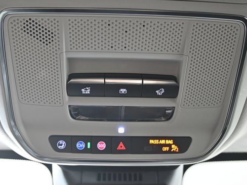 Used 2026 GMC Terrain Denali w/ LPO, Floor Liner Package AWD/4WD image 34
