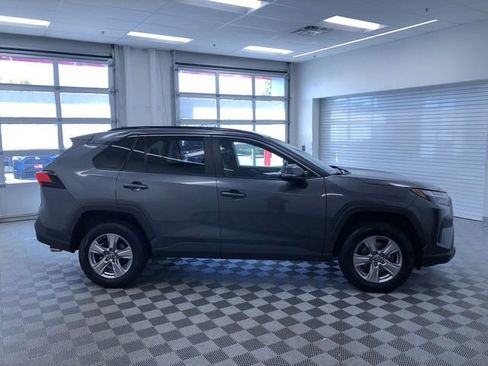 Used 2022 Toyota RAV4 XLE image 29