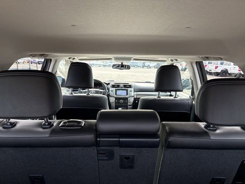 Used 2018 Toyota 4Runner SR5 Premium image 22