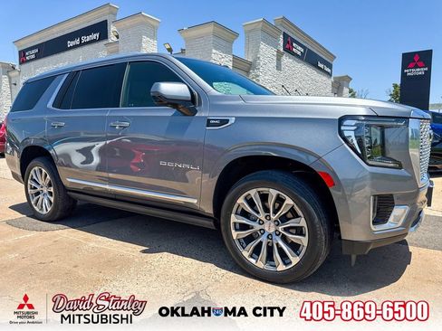 Used 2022 GMC Yukon Denali RWD image 1