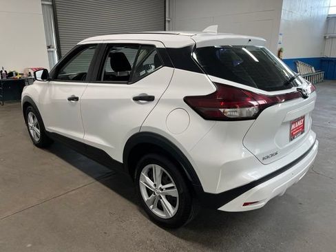 Used 2024 Nissan Kicks S FWD image 5