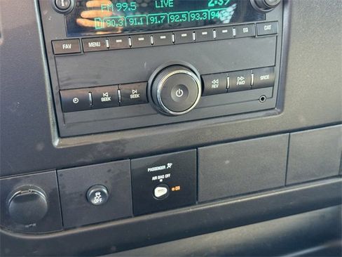 Used 2024 Chevrolet Express 2500 Work Van w/ Driver Convenience Package image 16