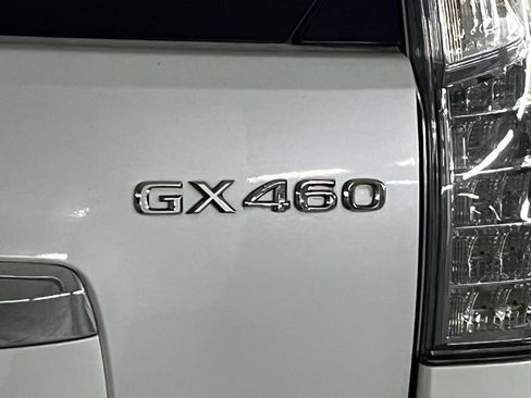 Used 2014 Lexus GX 460 w/ Premium Package AWD/4WD image 39