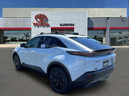 New 2026 Toyota C-HR AWD/4WD image 5