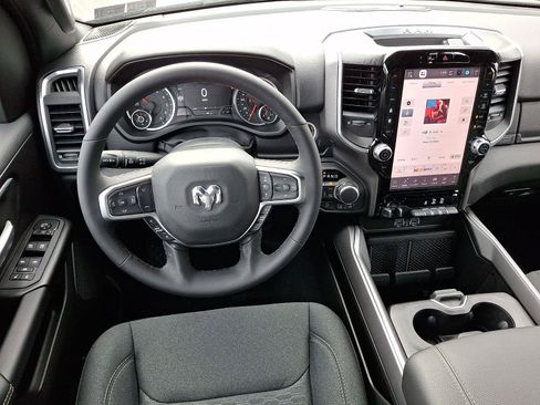 New 2026 RAM 1500 Big Horn AWD/4WD image 8