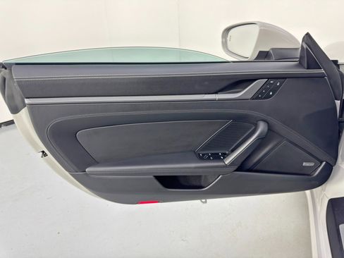 Used 2022 Porsche 911 Carrera S w/ Sport Package image 39