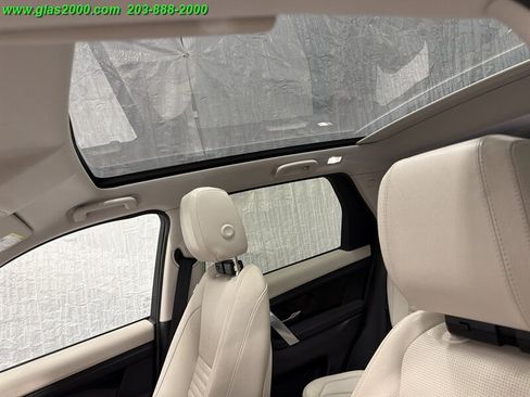 Used 2020 Land Rover Discovery Sport SE AWD/4WD image 12