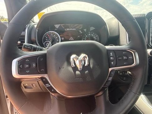 Used 2025 RAM 1500 Big Horn AWD/4WD image 16